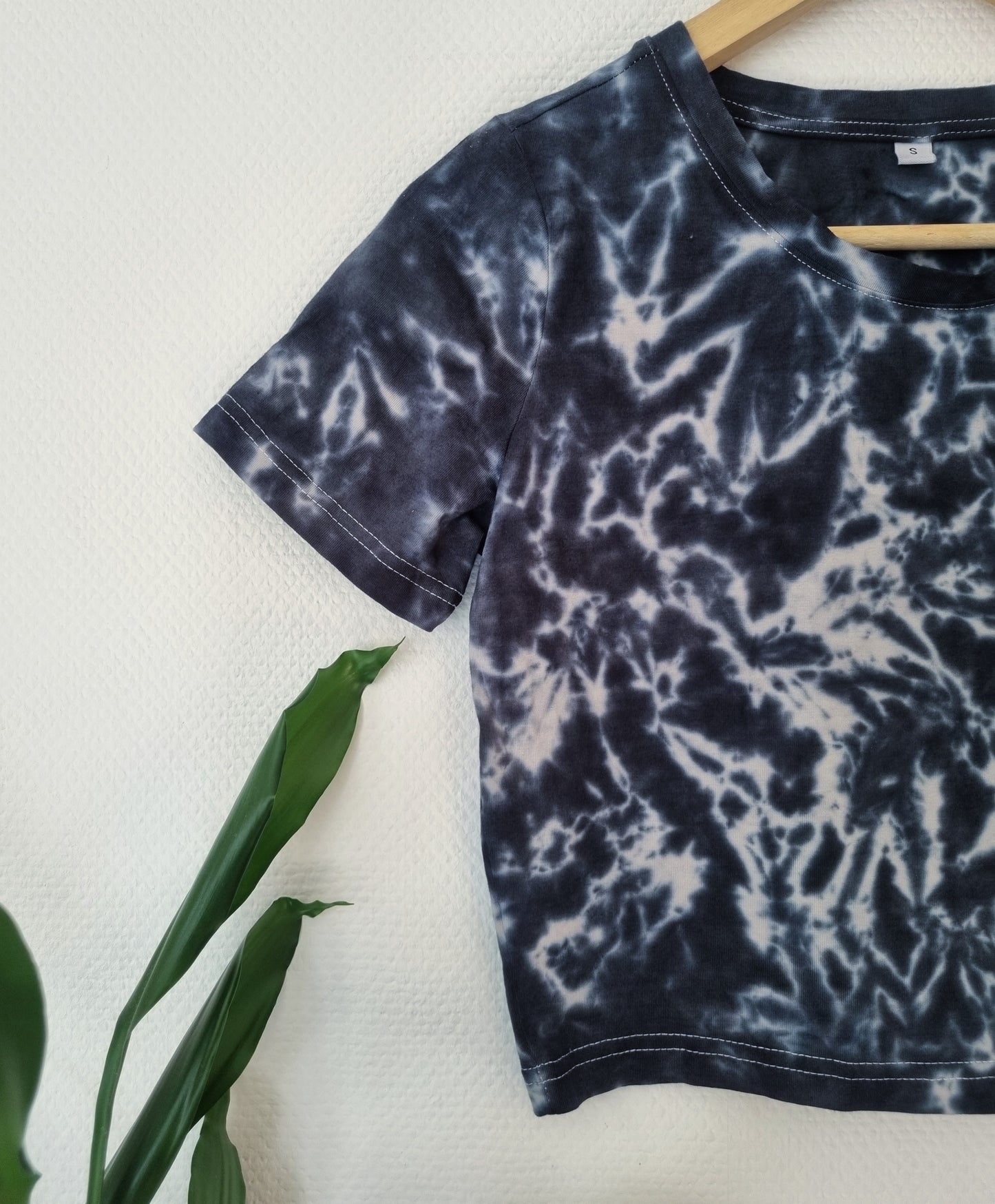 Hand Designed Fitted Dark Gray Galaxy Tie-Dye Crop Top