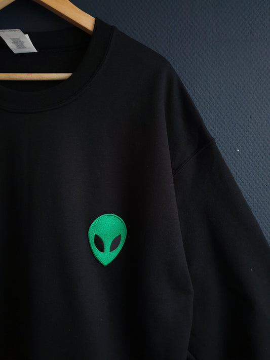 Cozy Alien Patch Sweater - Spacy Shirts